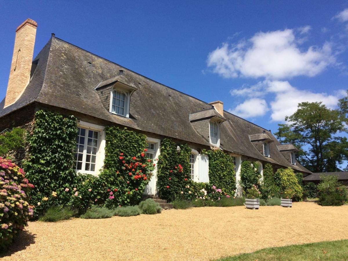 La Mouliniere, Jolie Longere Du Xviie Bed & Breakfast La Jaille-Yvon Exterior photo